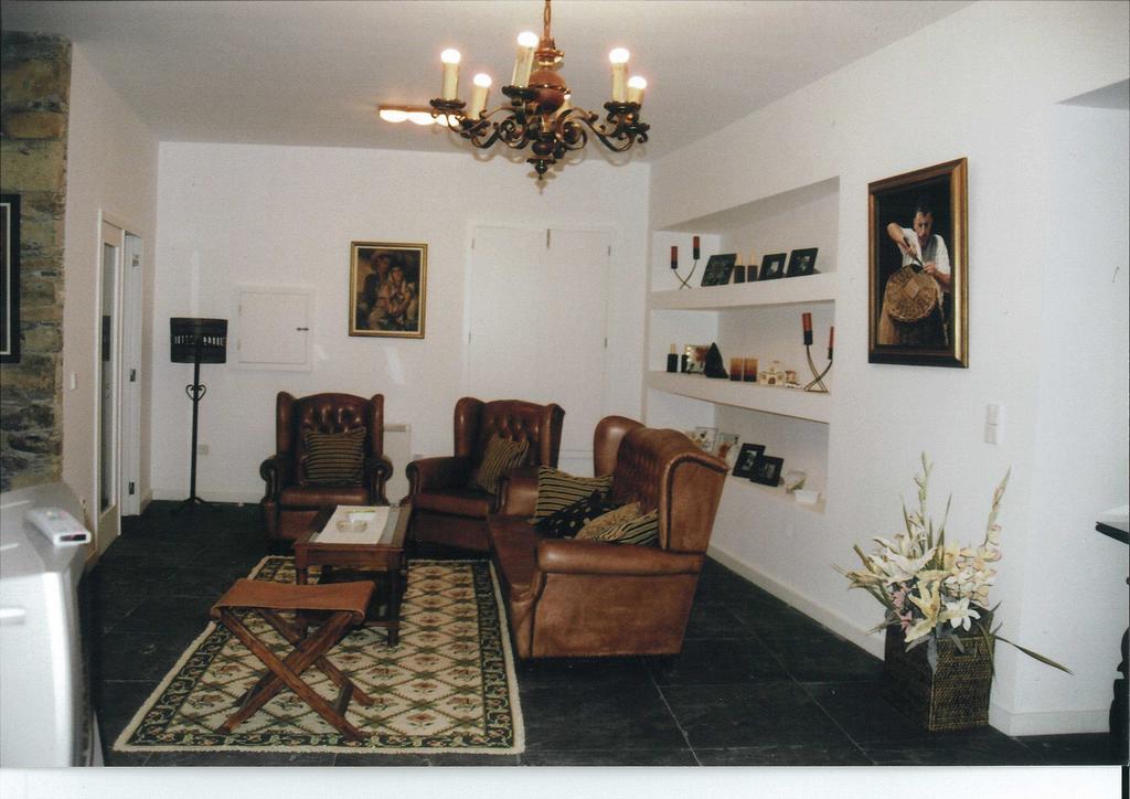 Casa Luis Gonzaga Guest House บรากันซา ภายนอก รูปภาพ